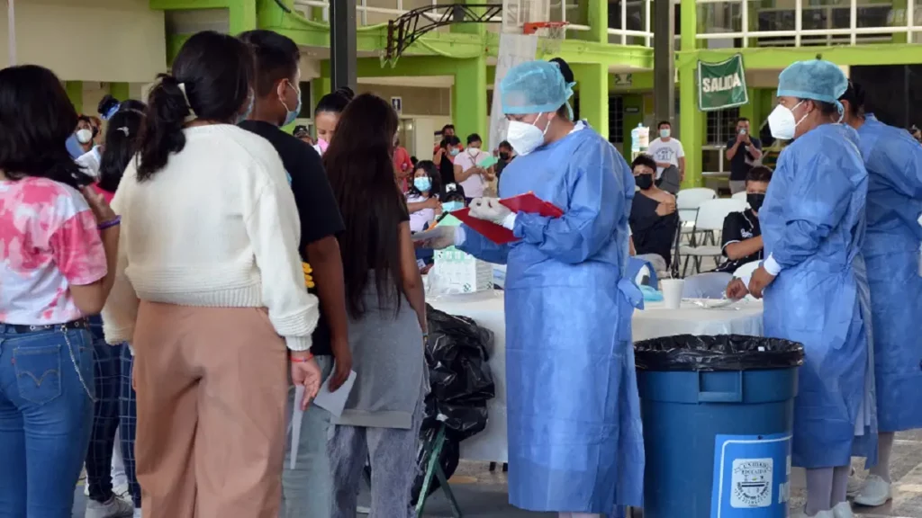 Logística de la nueva jornada de vacunación anticovid pediátrica en 77 municipios de Puebla