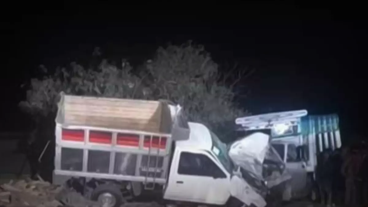 Migración y Gobierno de Tehuacán revela lista de migrantes fallecidos en choque.