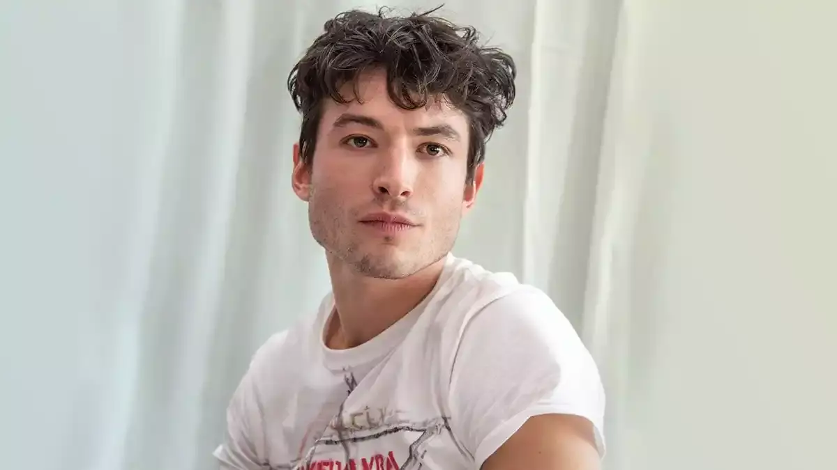 Ezra Miller pide disculpas por escándalos, asegura tratar su salud mental