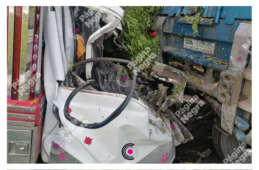 Los cuerpos de rescate utilizaron herramienta hidráulica para liberar a los prensados.
