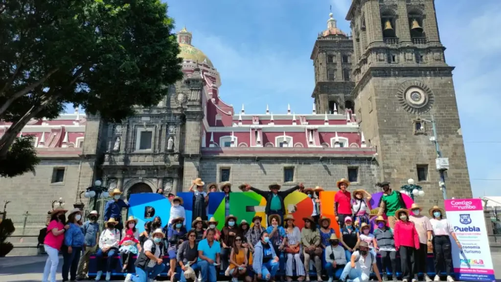 Concluyen con gran éxito recorridos guiados en el Centro Histórico de Puebla