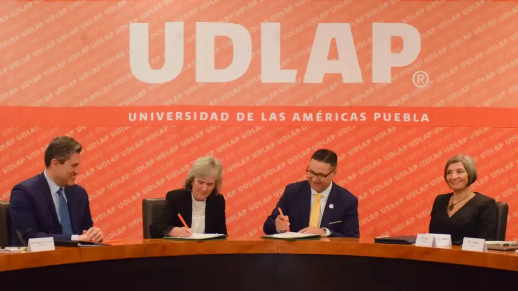 UC Merced y la UDLAP firman acuerdo para impulsar intercambio estudiantil y movilidad académica