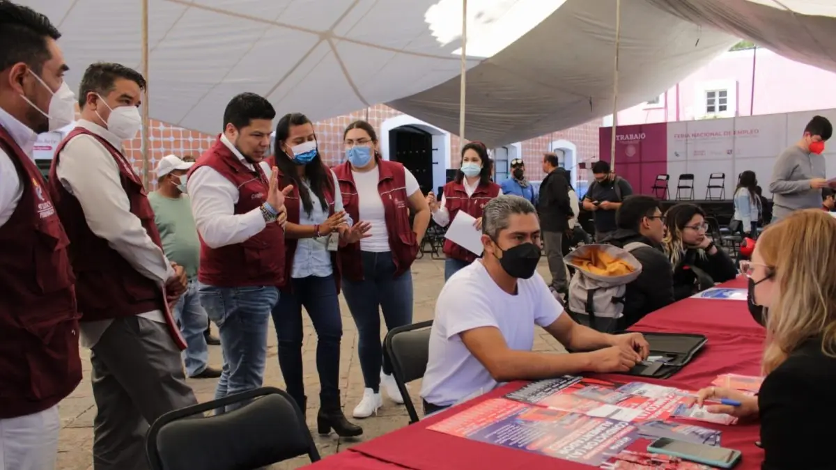 Trabajo para todas y todos en la Feria del Empleo en Atlixco.