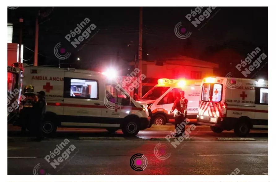 Tres de las personas heridas fueron trasladadas a un hospital.