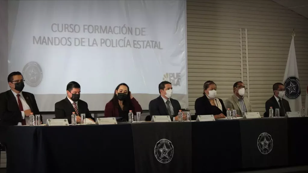 Se inauguró el primer Curso de Formación de Mandos de la Policía Estatal.