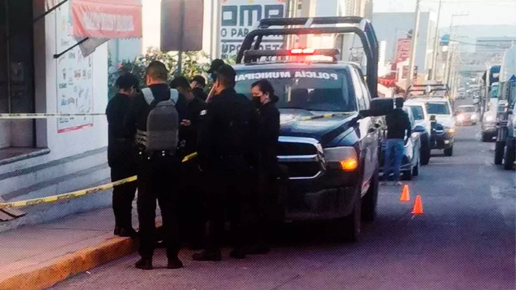 Asesinan a un hombre en asalto a un negocio en Tecamachalco