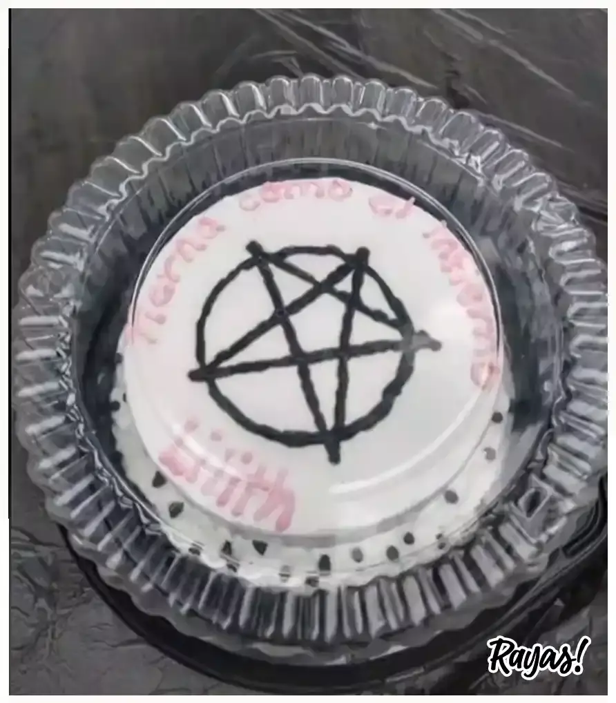 Pastel de la fiesta de Lilith