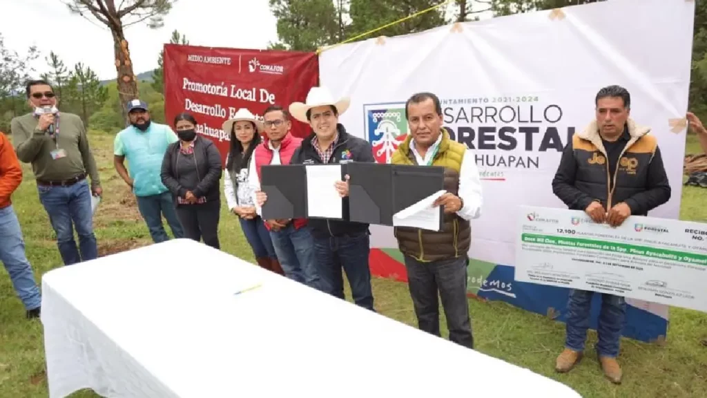 Inauguración de calle 3 oriente entre calles 8 y 10 sur de Santa Rosa Tecamachalco