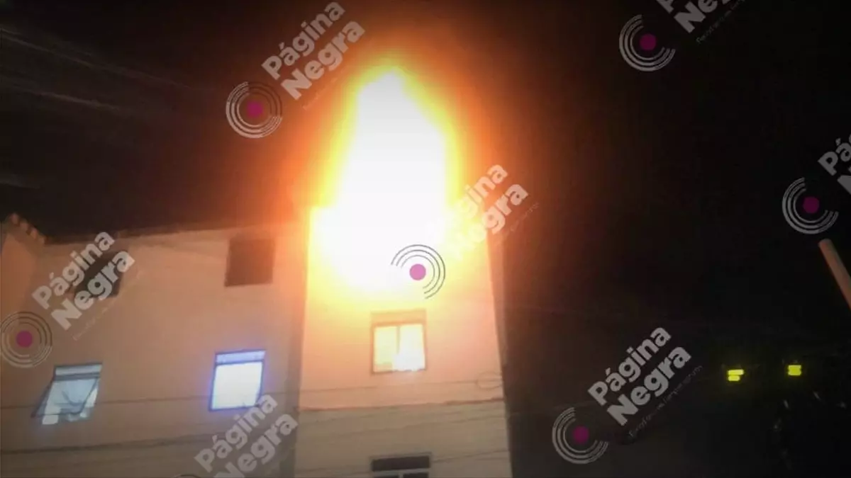 Daños en un departamento causa incendio en San Miguel Mayorazgo.