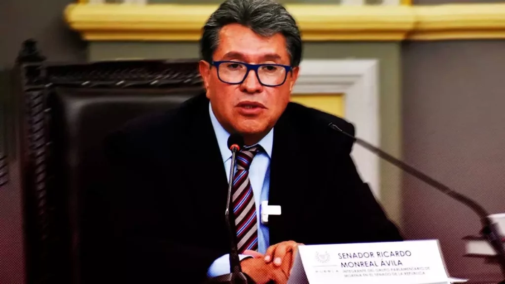Monreal pide a los Mier buscar recursos para Puebla.