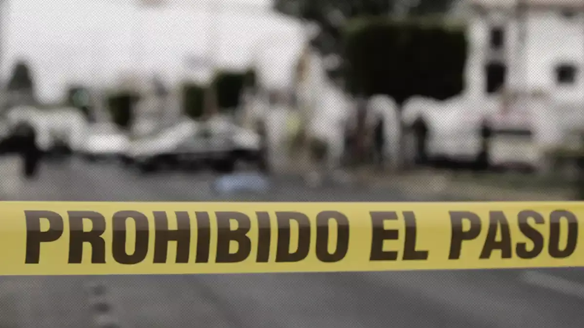 Frente a un negocio falleció un hombre de la tercera edad, por aparentes causas naturales
