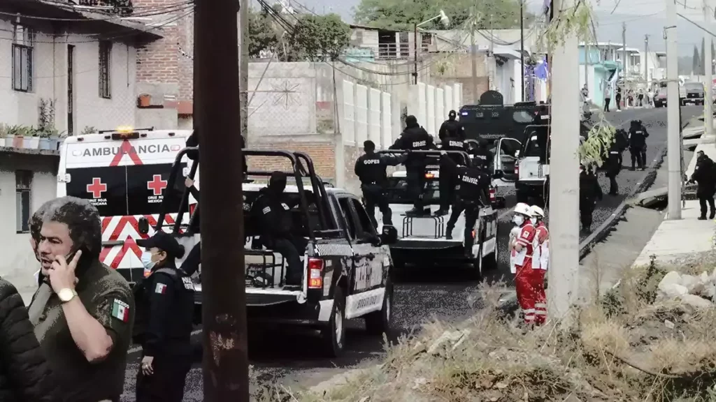 Amarrado a un poste, termina presunto ladrón en San Miguel Canoa.