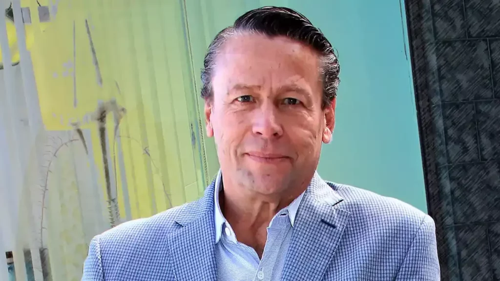 ¡Agárrense, agárrense! El actor, Alfredo Adame se une a OnlyFans.