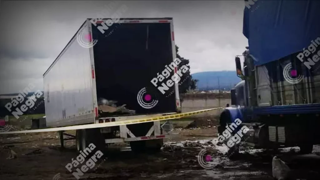 Policías recuperan camión robado en Barranca Honda.