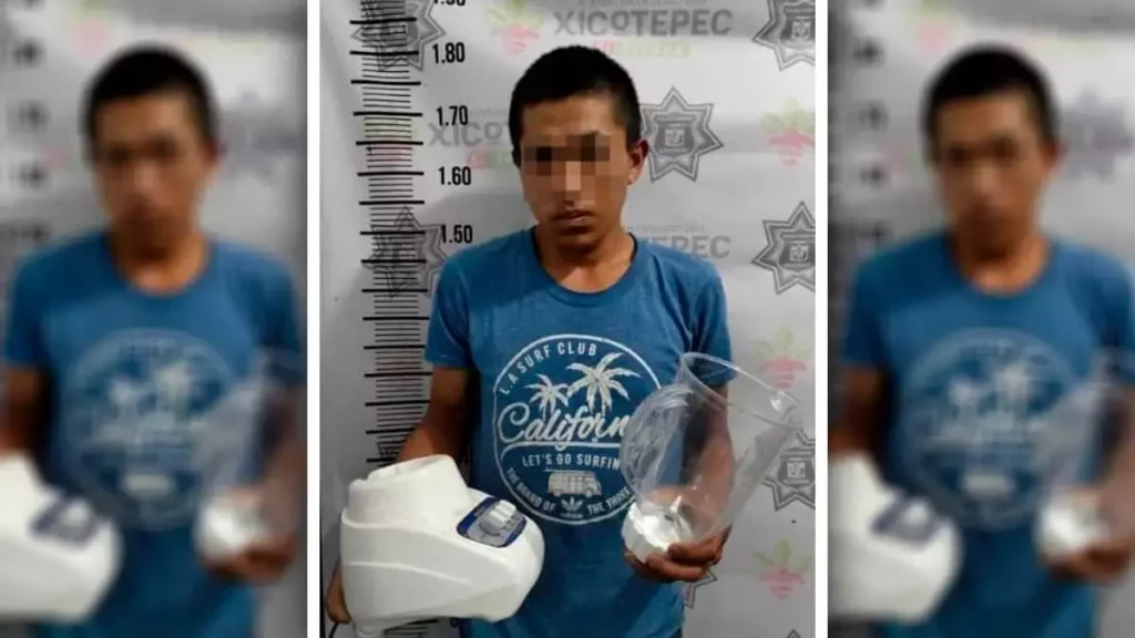 Policía municipal de Xicotepec detiene a sospechoso de robo a casa habitación