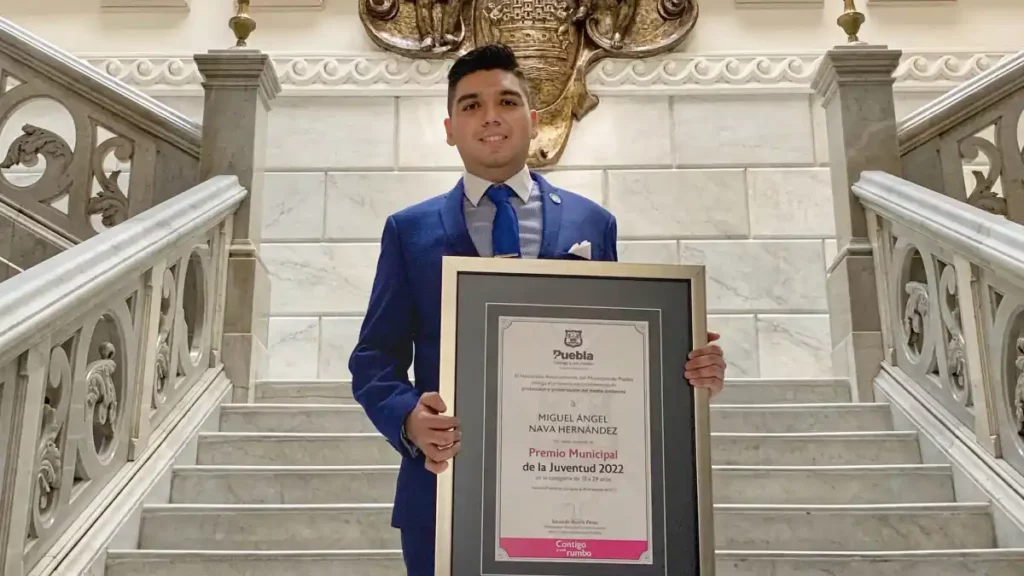 Egresado de la Licenciatura en Ingeniería Ambiental de la BUAP, Premio Municipal de la Juventud 2022