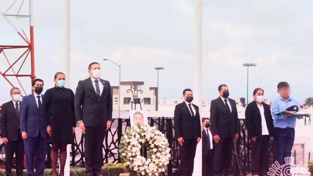 Rinden homenaje a Rafael, policía estatal asesinado en Acatlán