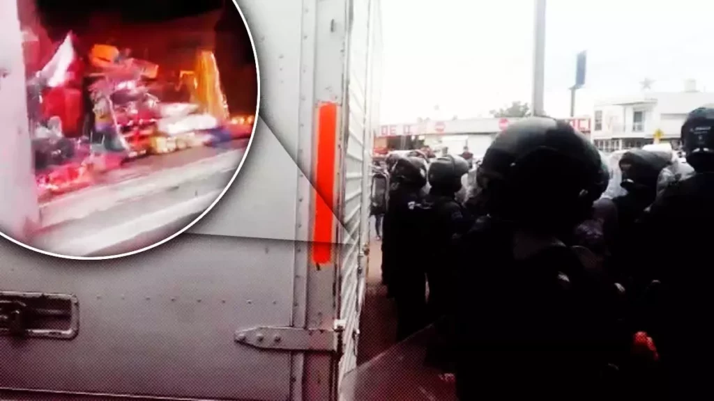 VIDEO: Esto motivó la golpiza de comerciantes de la 28 de Octubre a policías