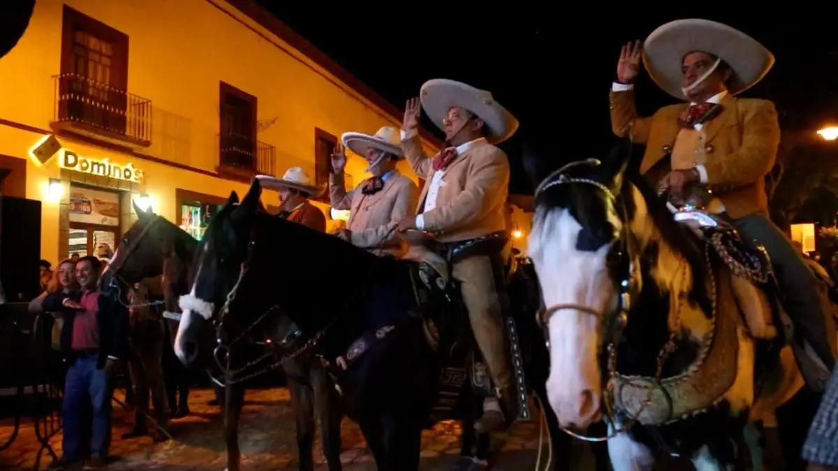 Regresa la tradicional Cabalgata a Atlixco; participarán 800 jinetes y charros.