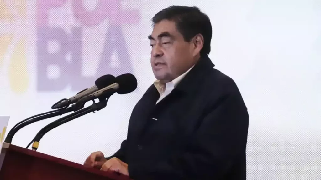 Barbosa va por la Ley de Movilidad, Notariado y más para este periodo legislativo.