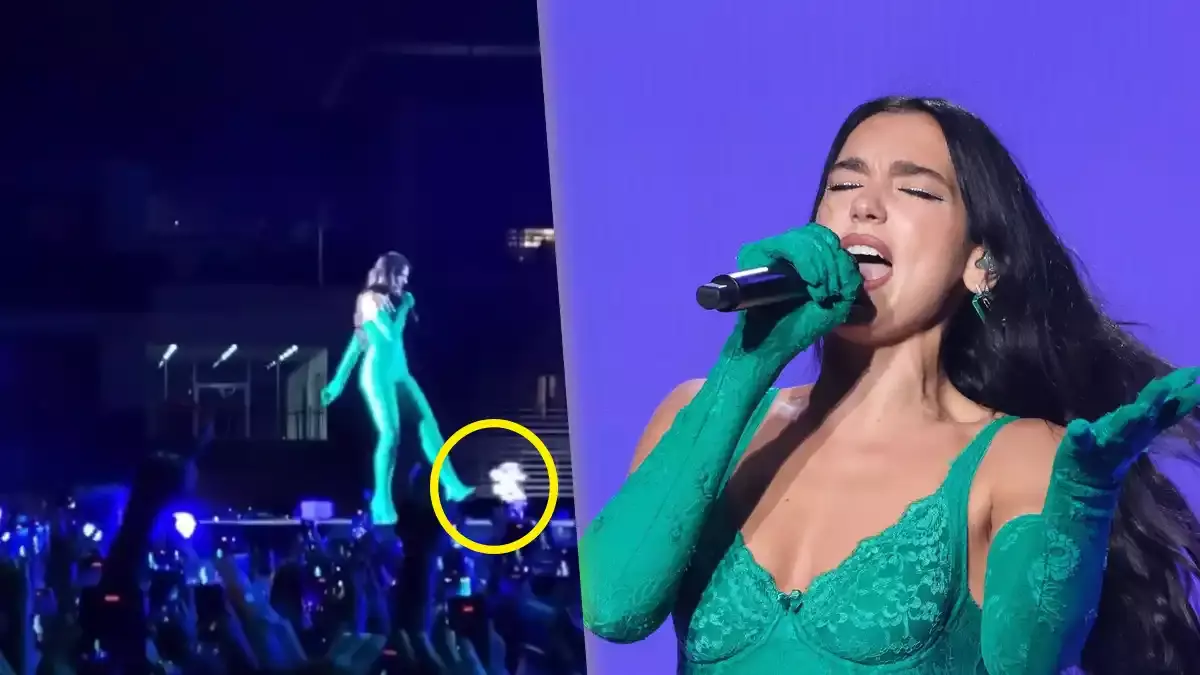 VIDEO: Le avientan un peluche del Dr. Simi a Dua Lipa… y ella lo patea.