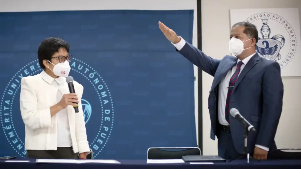 El Instituto de Fisiología de la BUAP, un referente nacional en investigación: Rectora Lilia Cedillo Ramírez