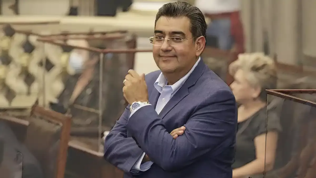 No buscamos evadir la SCJN con reforma al Sistema Judicial de Puebla: Sergio Salomón.