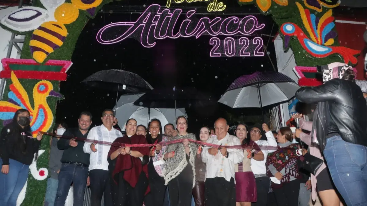 Con un gran éxito, comienza la Feria de Atlixco 2022.
