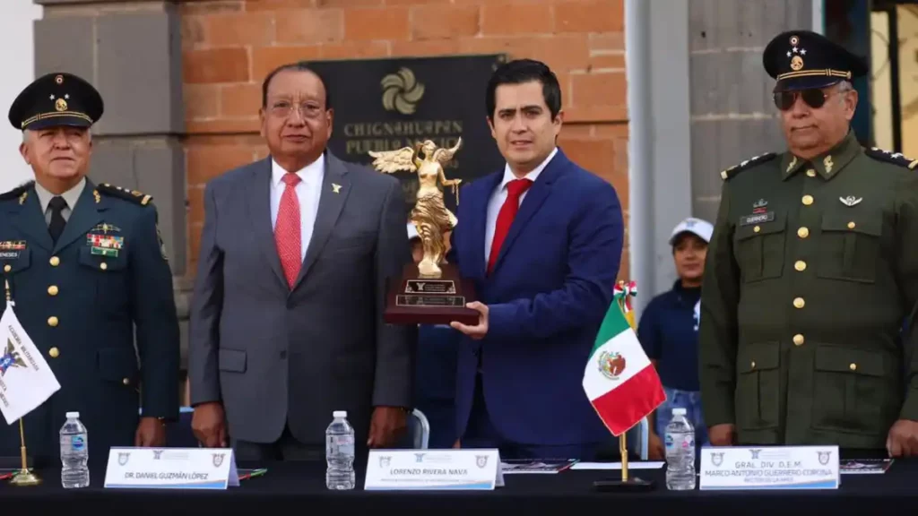 En Chignahuapan, adiestran a elementos de la Academia Militar Ignacio Zaragoza.