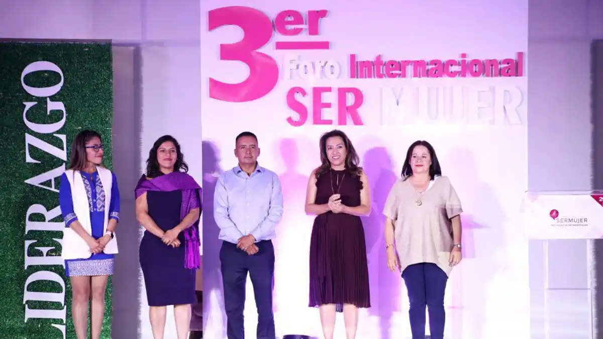 Clausuran Mundo Tlatehui y Lupita Cuautle Tercer Foro Internacional Ser Mujer