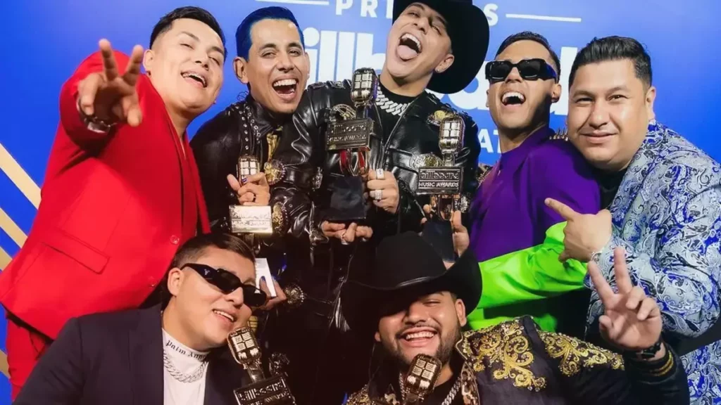 Grupo Firme ganó Premios Billboard; Los Ángeles Azules pusieron ritmo en el escenario