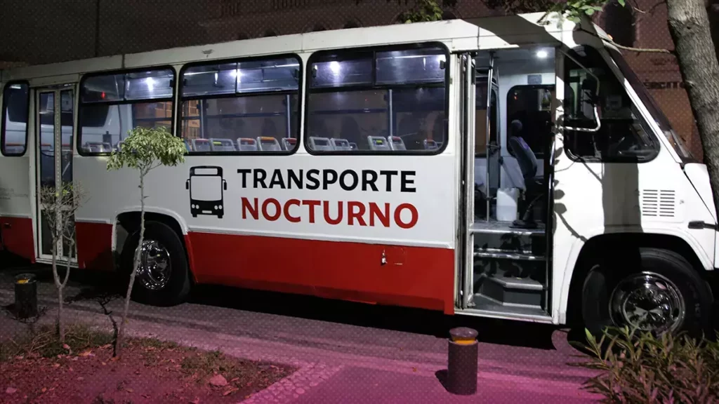 Transporte nocturno para trabajadores en Puebla será habilitado el próximo año
