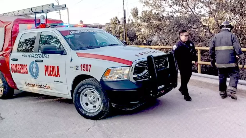 Hombre borracho cae a una barranca en Amozoc; resultó herido