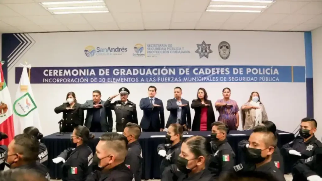 Incorpora Mundo Tlatehui a 30 nuevos policías a seguridad pública de San Andrés Cholula