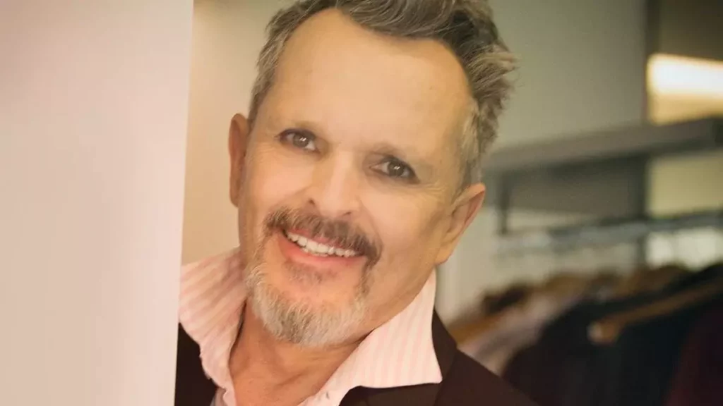 Miguel Bosé es hospitalizado de emergencia en México