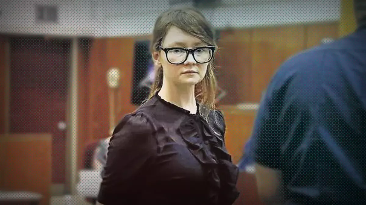 Liberan a Anna Sorokin, la estafadora que inspiró serie de Netflix.