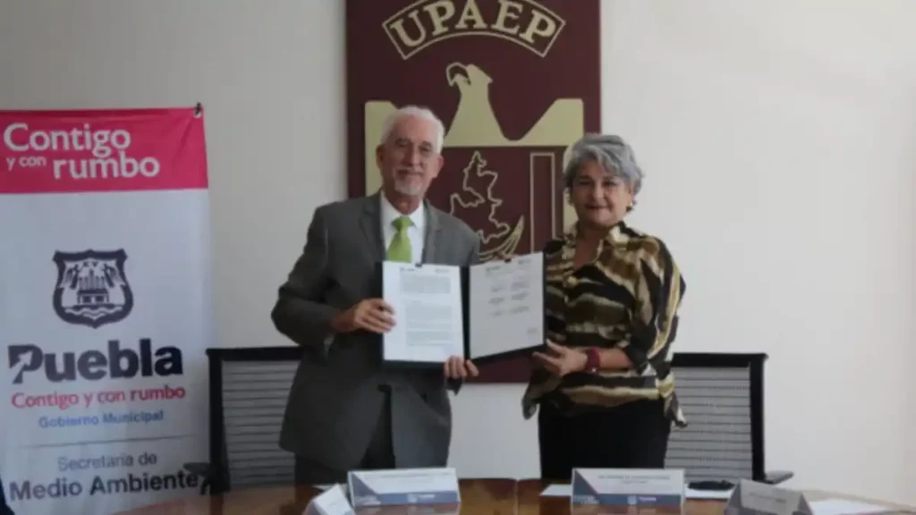 Limpia y Medio Ambiente Municipal celebran convenio de colaboración con la UPAEP