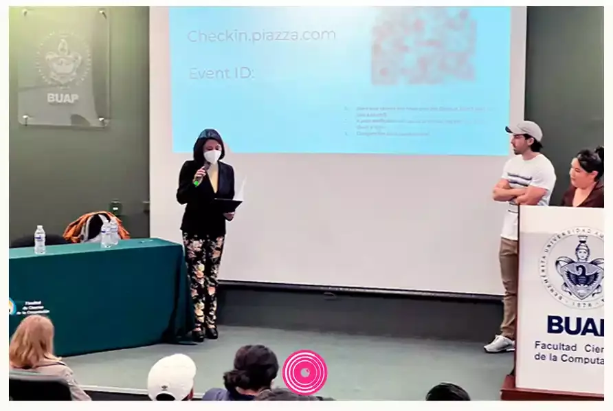 META recluta estudiantes de la BUAP para prácticas profesionales