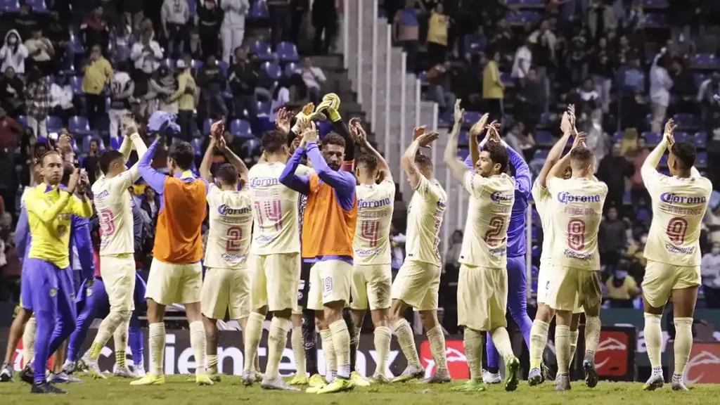 América le pasa por encima a Puebla en la ida de los cuartos; gana 6-1
