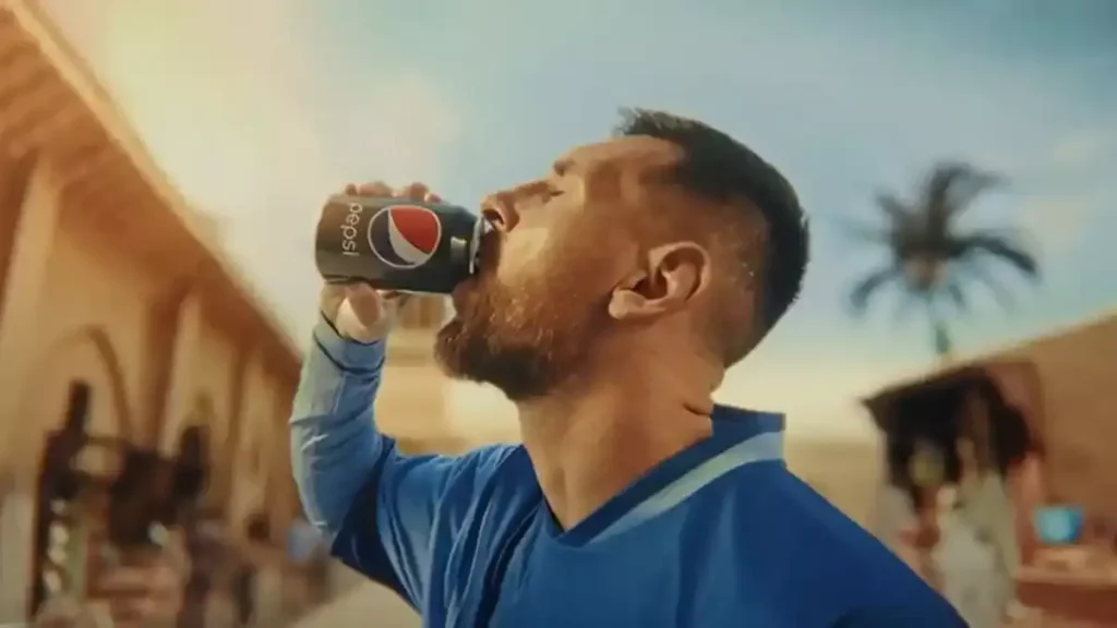 Pepsi lanza comercial nostálgico, previo al Mundial de Qatar 2022.
