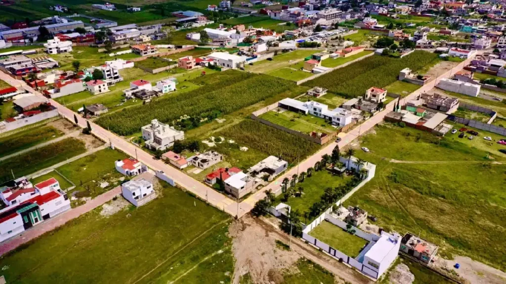 Entrega Mundo Tlatehui adoquinamiento en San Antonio Cacalotepec