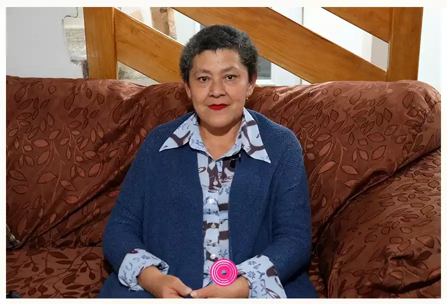 Mes Rosa: Hace tres años, Eugenia inició su lucha contra el cáncer de mama.