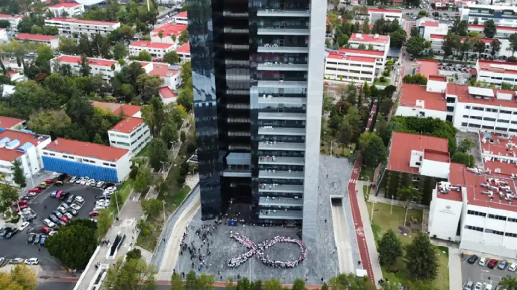 Para conmemorar el Día Mundial de la Lucha contra el Cáncer de Mama, en la BUAP se realizó la campaña “Explórate”