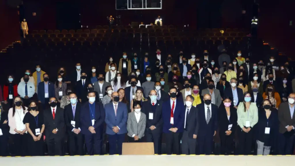 Tenemos mucho que aprender de un país como Corea del Sur, destacó la Rectora María Lilia Cedillo Ramírez al inaugurar este encuentro