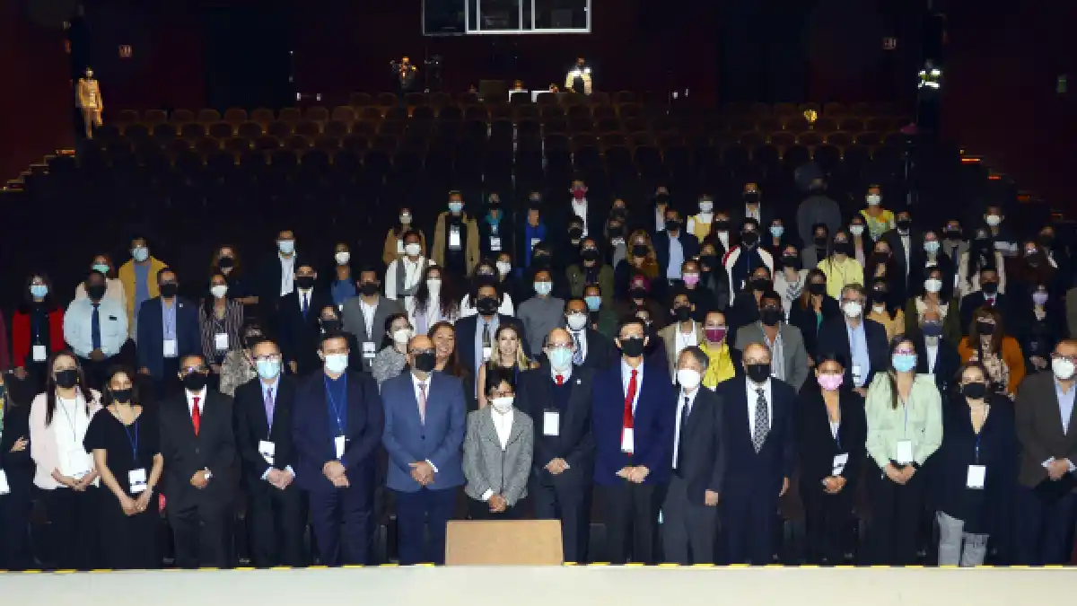 Tenemos mucho que aprender de un país como Corea del Sur, destacó la Rectora María Lilia Cedillo Ramírez al inaugurar este encuentro