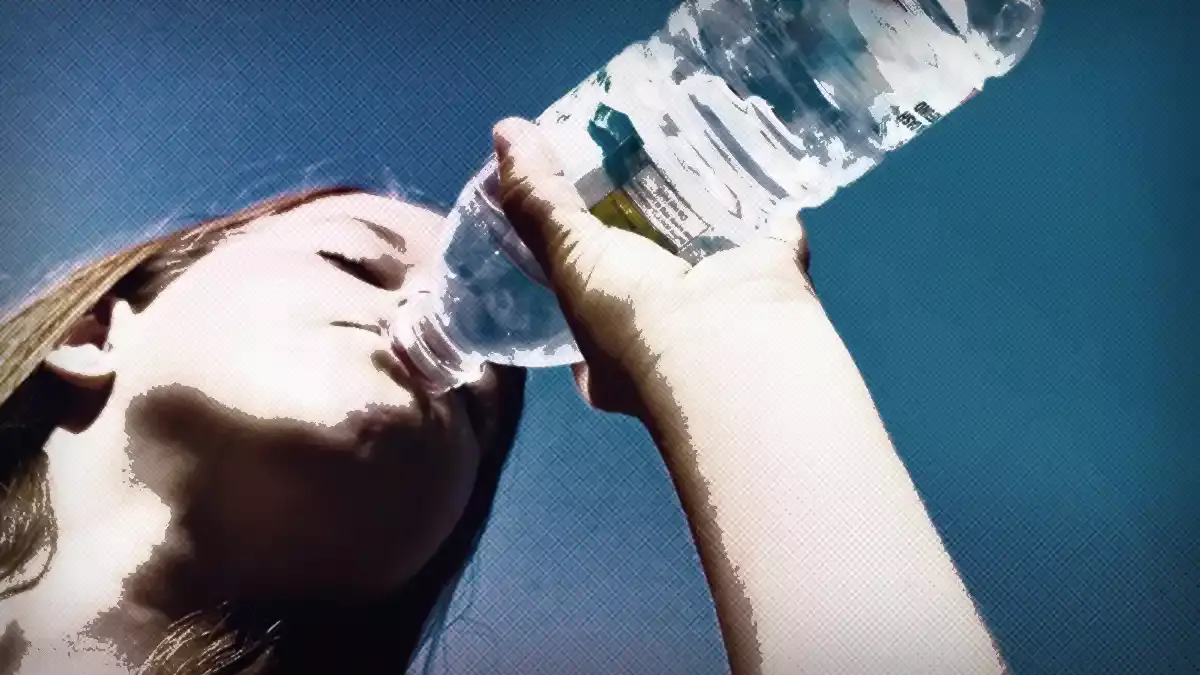 Obligan a alumna de secundaria a beber cloro; sufre de acoso escolar