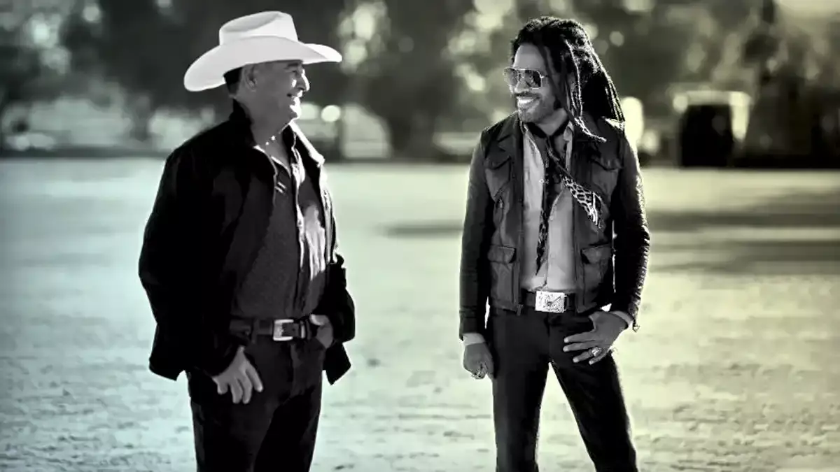 Lenny Kravitz se encuentra en México para presentar su destilado "Sotol Nocheluna"