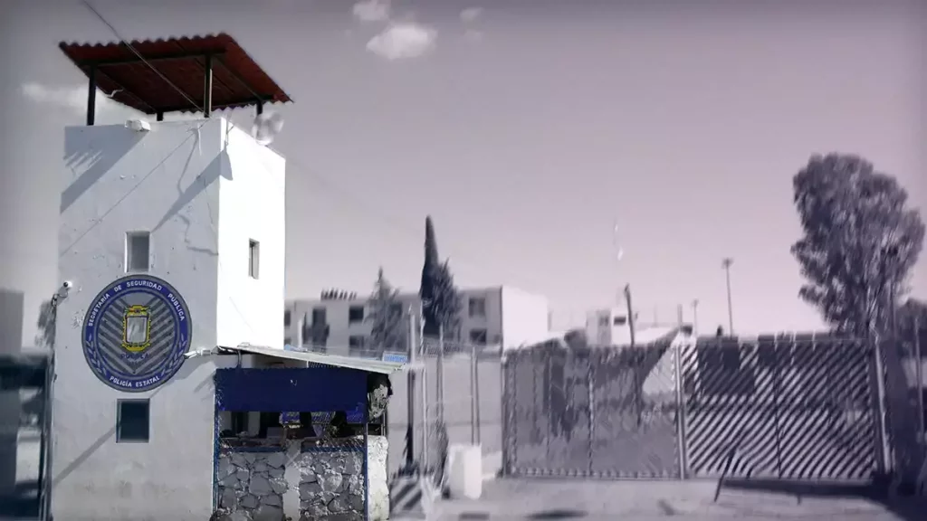 Catean casetas de venta afuera del penal de San Miguel en Puebla
