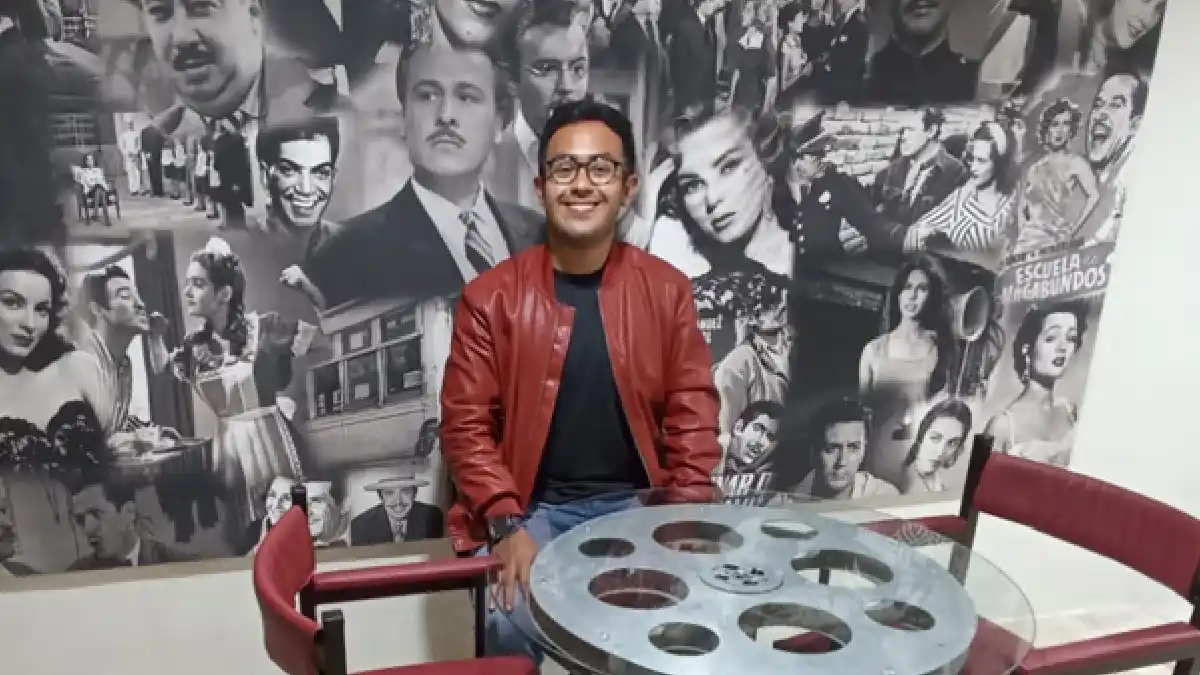 Egresado BUAP gana el Premio “Gastón García Cantú” a la Mejor Tesis en Investigación Histórica
