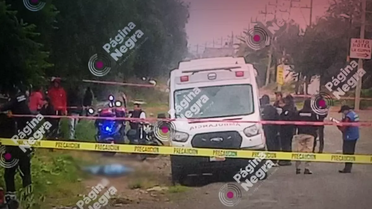 Junto a la carretera Texmelucan-El Verde hallan a un hombre muerto a puñaladas